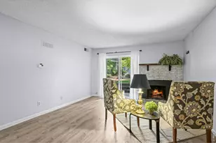 3121 S Tamarac Dr, Denver, CO 80231 - Photo 4