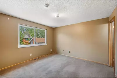 707 Hilltop St, Longmont, CO 80504 - Photo 16