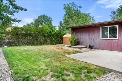707 Hilltop St, Longmont, CO 80504 - Photo 24