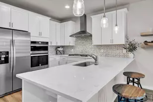 1083 Mountain Dr, Longmont, CO 80503 - Photo 8