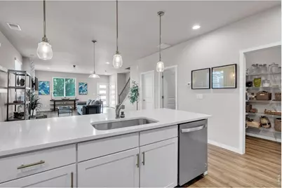1083 Mountain Dr #B, Longmont, CO 80503 - Photo 10