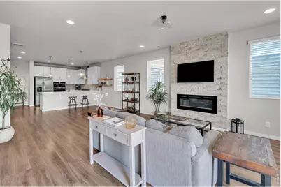 1083 Mountain Dr #B, Longmont, CO 80503 - Photo 4