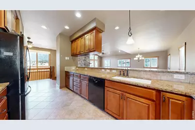 261 Solomon Dr, Estes Park, CO 80517 - Photo 4