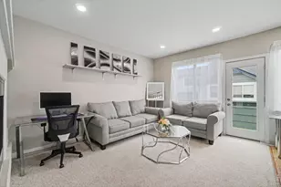 604 Barberry Dr, Longmont, CO 80503 - Photo 6