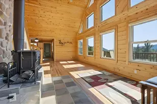 750 Cougar Dr, Boulder, CO 80302 - Photo 2