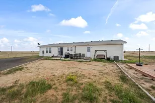 42605 E 112th Ave, Bennett, CO 80102 - Photo 18