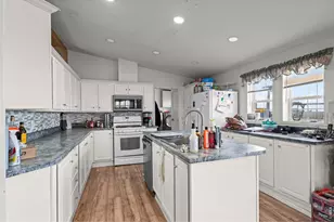 42605 E 112th Ave, Bennett, CO 80102 - Photo 8