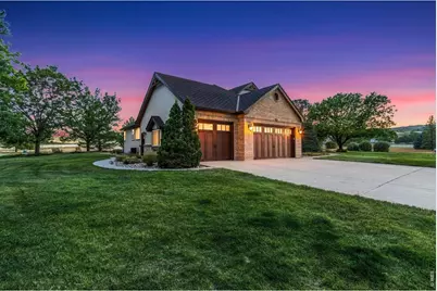 5714 Bluff Ln, Loveland, CO 80537 - Photo 4