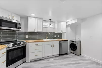 522 E 13th St, Loveland, CO 80537 - Photo 10