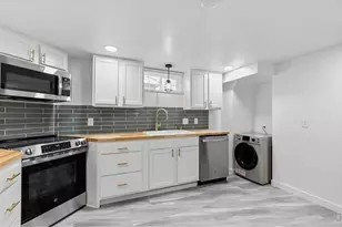 522 E 13th St, Loveland, CO 80537 - Photo 10