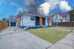522 E 13th St, Loveland, CO 80537 - Photo 2