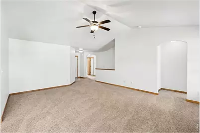 655 S Mountain View Dr, Eaton, CO 80615 - Photo 8