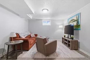 4 S Gay Dr, Longmont, CO 80501 - Photo 20