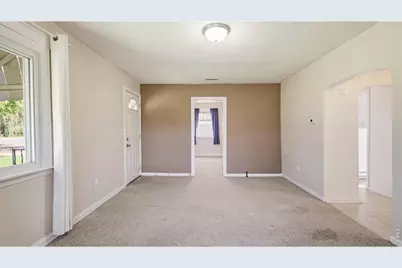 305 Hospital Rd, Brush, CO 80723 - Photo 4