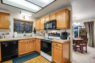 2213 Santa Fe Dr, Longmont, CO 80504 - Photo 10