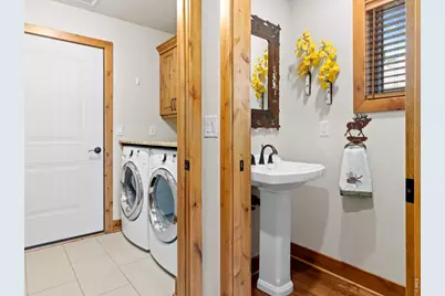 696 Moreau Ln, Estes Park, CO 80517 - Photo 36
