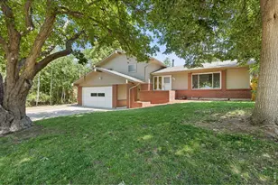 1722 27th Ave, Greeley, CO 80634 - Photo 2