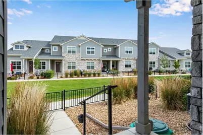 4148 Greenhorn Dr, Loveland, CO 80538 - Photo 4