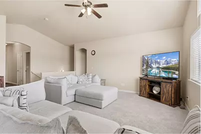 1763 Sunset Cir, Milliken, CO 80543 - Photo 10