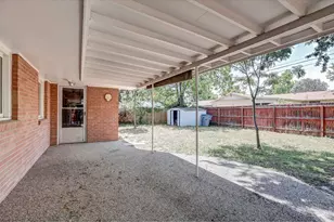 1827 Collyer St, Longmont, CO 80501 - Photo 36