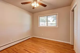 1827 Collyer St, Longmont, CO 80501 - Photo 24