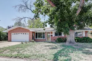 1827 Collyer St, Longmont, CO 80501 - Photo 34