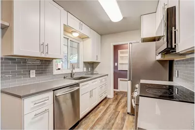 1827 Collyer St, Longmont, CO 80501 - Photo 8