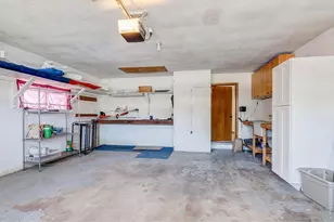 1827 Collyer St, Longmont, CO 80501 - Photo 26