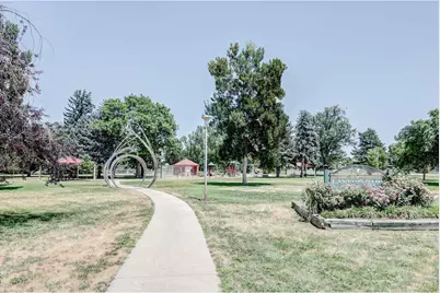 1827 Collyer St, Longmont, CO 80501 - Photo 38
