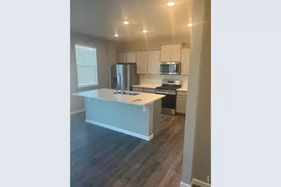4529 Kingswood Dr, Windsor, CO 80550 - Photo 2
