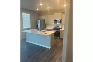4529 Kingswood Dr, Windsor, CO 80550 - Photo 2