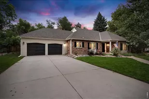 1204 Parkwood Dr, Fort Collins, CO 80525 - Photo 2