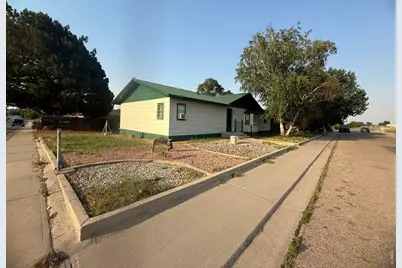 114 Linden Dr, Log Lane Village, CO 80705 - Photo 32
