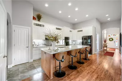 7138 Crooked Arrow Ln, Fort Collins, CO 80525 - Photo 4