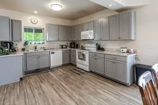 3621 Highland Dr, Fort Collins, CO 80524 - Photo 10
