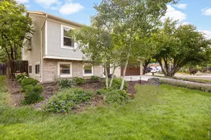 4113 Lost Creek Ct, Fort Collins, CO 80526 - Photo 2