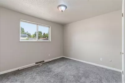 2125 26th Avenue Ct, Greeley, CO 80634 - Photo 10