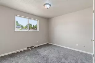 2125 26th Ave Ct, Greeley, CO 80634 - Photo 16
