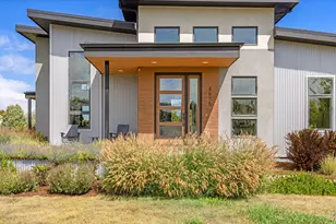 8675 Summerlin Pl, Longmont, CO 80503 - Photo 2