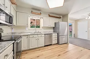 731 S Del Norte Ave, Loveland, CO 80537 - Photo 6