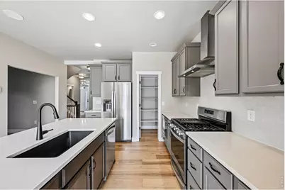 6896 Canosa St, Denver, CO 80221 - Photo 16