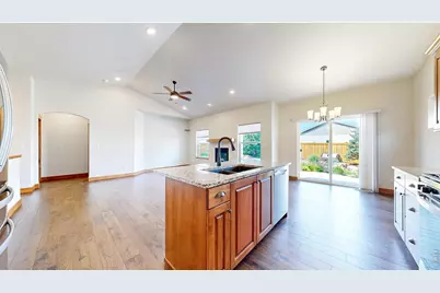 306 Dorothy Dr, Berthoud, CO 80513 - Photo 10