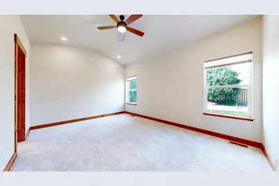 306 Dorothy Dr, Berthoud, CO 80513 - Photo 14