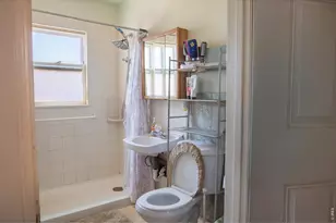 2408 W 9th St, Greeley, CO 80634 - Photo 8