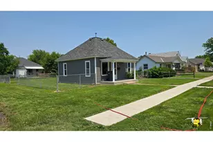 430 Platte St, Sterling, CO 80751 - Photo 2