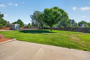 4608 Mountain View Ct, Loveland, CO 80537 - Photo 2