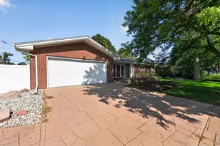 2105 51st Ave, Greeley, CO 80634 - Photo 6