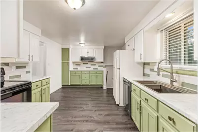 2313 Farisita Dr, Loveland, CO 80538 - Photo 12