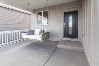 800 Galloway Dr, Johnstown, CO 80534 - Photo 2