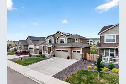 727 Columbia St, Johnstown, CO 80534 - Photo 2